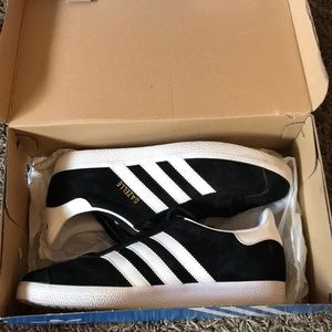 women’s adidas gazelles 8 1/2